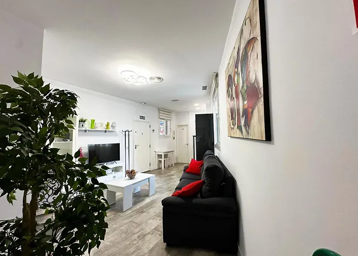 A8 - Apartamento En La Carihuela, 2 Dormitorios, Wifi, A 100 Metros De La Playa