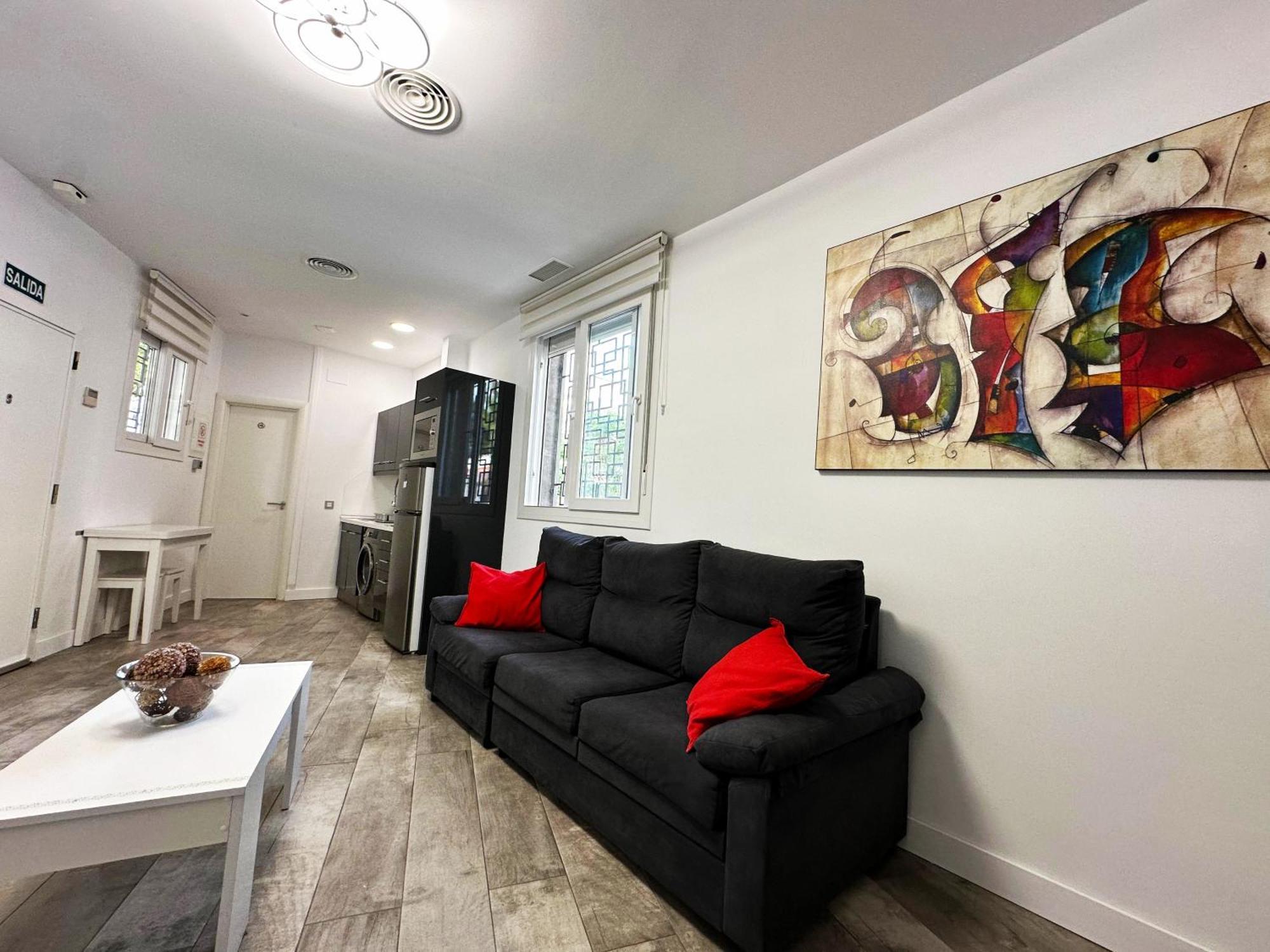 A8 - En La Carihuela, 2 Dormitorios, Wifi, A 100 Metros De La Playa Apartment