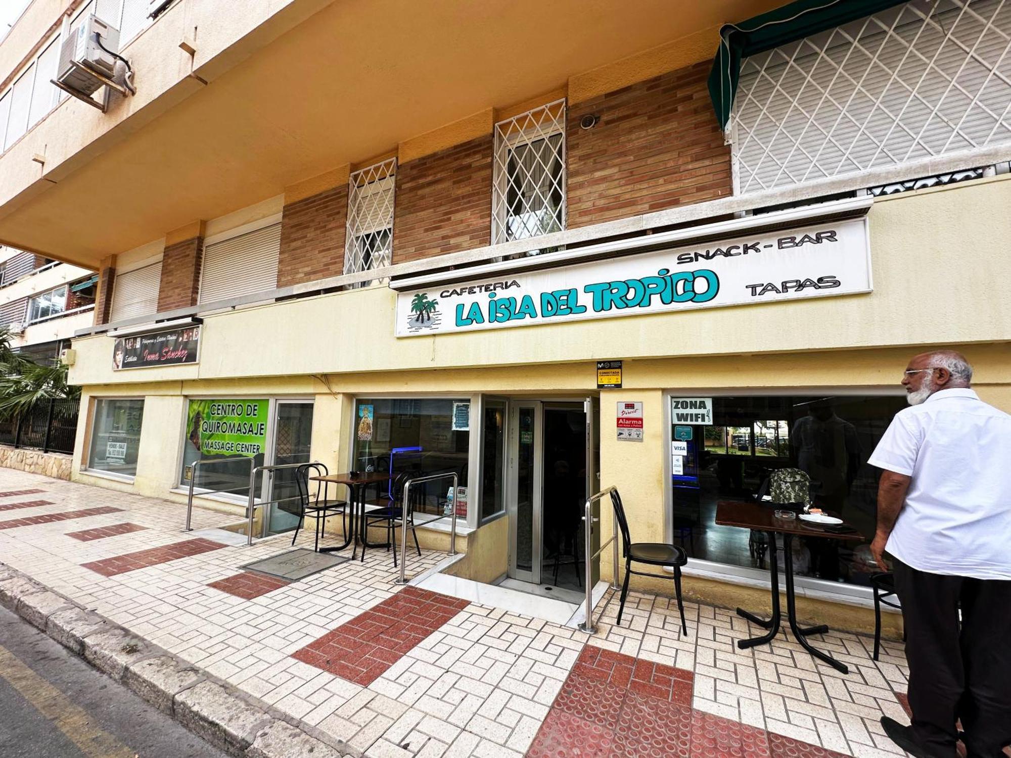 A8 - En La Carihuela, 2 Dormitorios, Wifi, A 100 Metros De La Playa Apartment Torremolinos